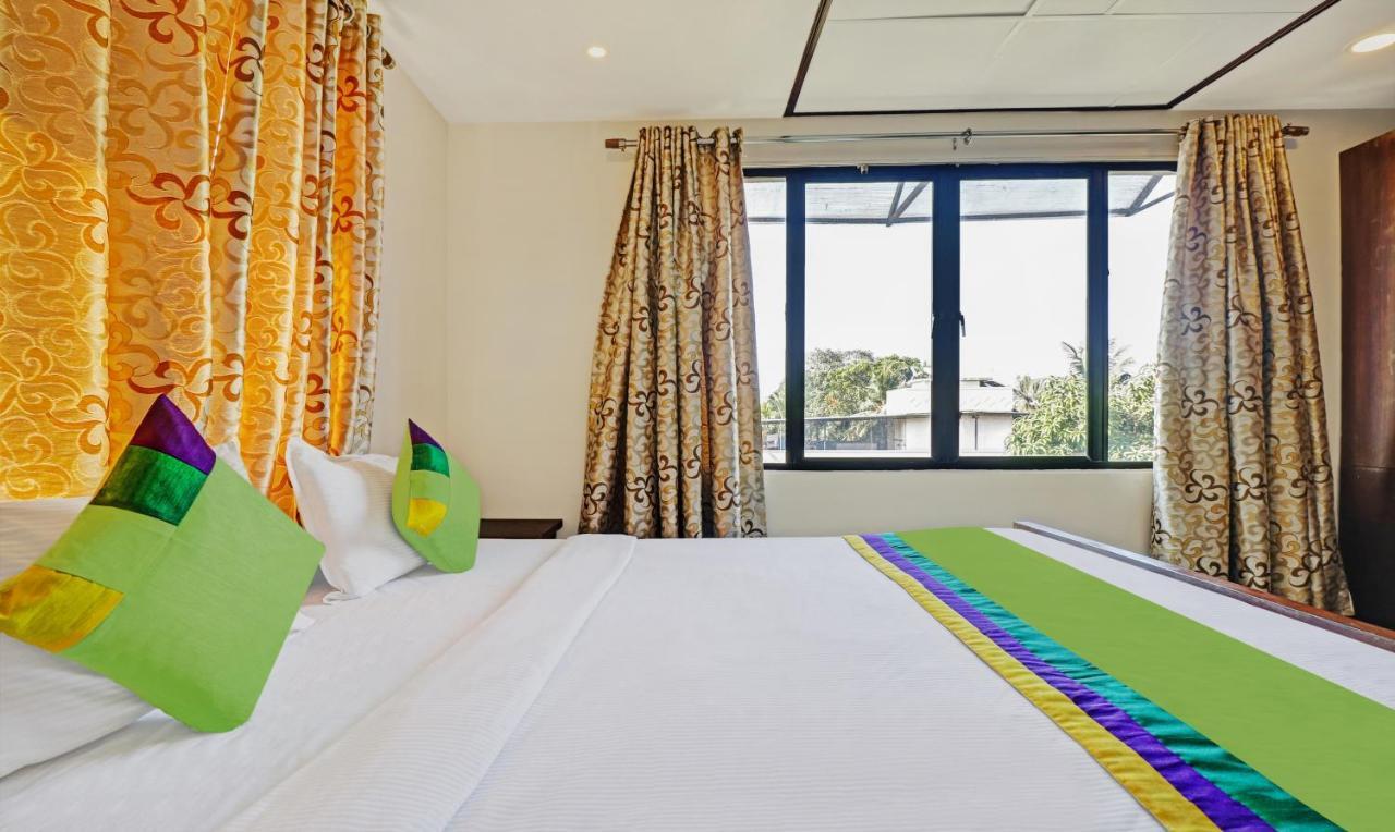 Hotel Treebo Trend Time Square Marine Drive à Kochi Extérieur photo